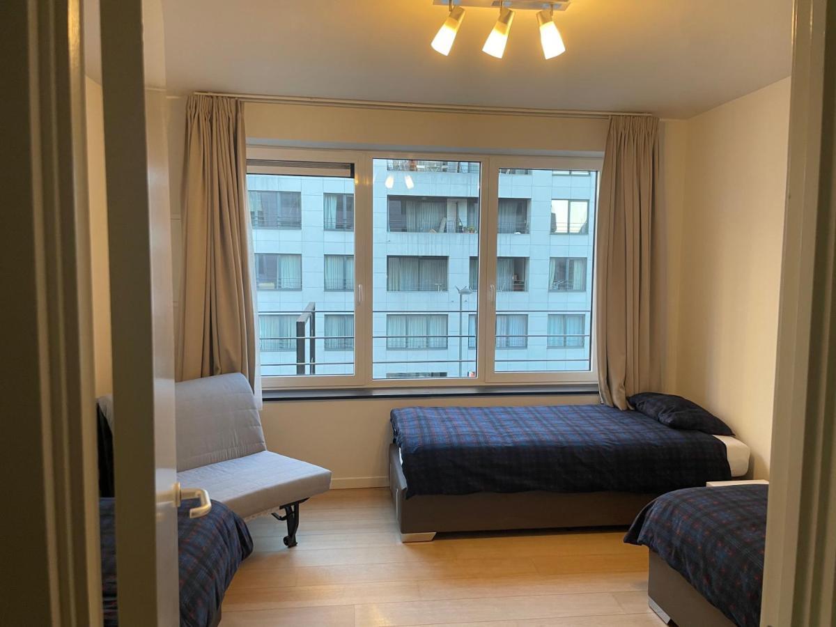 Apartment In Heart Of Brussel City With Balcony View — Photos 3